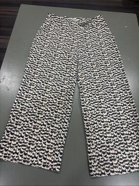 Black & White Patterned Women’s Wide-Leg Pants